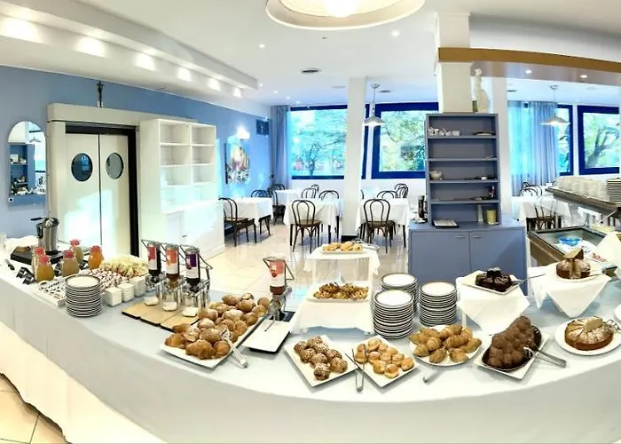 Venere 酒店 切塞纳蒂科