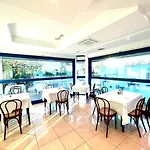 Ξενοδοχείο Venere 3*